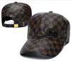 Högkvalitativ V Letters Casquette Justerbara snapback -hattar Canvas Män Kvinnor utomhussport Fritid Strapback European Style Sun Hat 247R