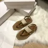 2021 مصممة السيدات النعال الموضة في جميع المطابقة رسالة صندل مطرزة على الشاطئ Flip-Flops أسود أبيض وردي 34-41