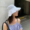 ワイドブリム帽子女性日本の小さな花刺繍レースバケツ帽子夏の女性日焼け止め薄いデザイン通気性漁師のキャップC65