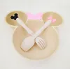 3pcs Wheat Halm Baby Cartoon Porslin Set Barnrätter Kids Dinner Platos Baby Feeding Plate Training Bowl Spoon Gaffel