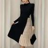 Autumn Winter Women Fashion Stitching Stripe Pleated Sweater Dress Elegant Long Sleeve OL Midi Knitted Runway Vestidos Robe 210514