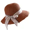 Cappelli da sole pieghevoli con cappello di paglia floppy a tesa larga con bowknot Cappellini da spiaggia ombreggianti con protezione elegante per le donne