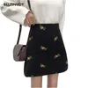 Minigonna in velluto a coste stile coreano primavera Gonne a vita alta con ricami floreali dolci Harajuku A-line nero elegante femminile Jupe 210520