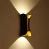 lámpara de pared de iluminación de arriba hacia abajo al aire libre