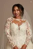 Oleg Cassini Lace Illusion z długim rękawem Plus Size Sukienki ślubne 2022 Sheer O-Neck Aplikacja Floral Puffy Spódnica Princess Bridal Gown szaty