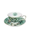 Fincan tabakları kemik çin fincan ve tabağı set lüks estetik seramik kupa yeniden kullanılabilir kahve Avrupa cazibesi otomatik kahve