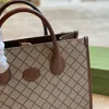 Borsa della spesa Borsa da donna alla moda Borsa a tracolla con manico quadrato super pratico Portafogli da donna famosi designer Lettera Borsa da tasca con cerniera interna calda