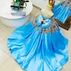 2021 Luxuriöse Perlenkristalle Blumenmädchenkleider Blau Sheer Neck Lace Satin Lilttle Kindergeburtstag Pageant Hochzeitskleider ZJ0465