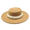 Senhoras francesas elegantes outono de inverno derby hat de 85cm de largura Fedoras Hat com Pearl Retro Party Wedding Cap9105278