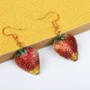 Orecchini con ciondolo a forma di fragola con smalto cloisonne da donna Artigianato cinese Gioielli con frutta in rame colorato Accessori pendenti Regalo a goccia per l'orecchio