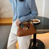 Bolso diarioMarca cadena femenina bolso de hombro diseñador bolsos de moda dama de lujo mango de madera clip mujer monederos bolsos crossbody satc254N