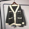 Haute qualité automne hiver Vintage femmes pull Cardigan coréen lâche Plaid pulls surdimensionné tricoté Pull veste manteau 210514