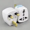 Adaptateur de voyage universel EU US AU vers UK AC Power Plug Charger 250V 10A Socket Converter Blanc