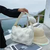 Akşam Çanta Moda Kadınlar Omuz Çantası Tasarımcısı Kış Çanta Bayanlar El Pamuk Rahat Tote Küçük Çanta Lüks Keser