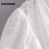 Aachoaeシックな花の刺繍のMidiのドレス女性VネックパフスリーブスウィートドレスレディースエレガントAラインホワイトコットンドレス210630