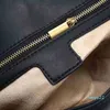 Borse a tracolla custodia da viaggio organizzatore cosmetico compongono famosi articoli da toeletta classici Catena classica in oro Borsa in velluto da 26 cm Borsa a forma di cuore 3020