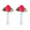 Orecchini pendenti lunghi pendenti con nappa di perla simulata in tessuto fiore rosa coreana per gioielli di moda da donna