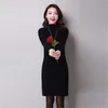 Automne et hiver femmes coréennes demi-col haut à manches longues tricoté robe mince bureau dame tricot coton genou longueur 210416
