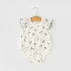 Bear Leader Sommar Ärmlös Rompers För Baby Ruffles Söt Kläder Spädbarn Flickor Boys Cherry Print Bodysuits Toddler Kläder 210708