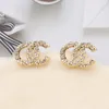 18K Plaqué Or Double Lettre Stud De Luxe Classique Marque Double Lettres Boucles D'oreilles Rondes Femmes À La Mode Cerceau Perle Cristal Strass De Noce Bijoux Accessoires