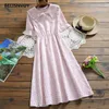 Japanska Mori Girl Summer Women Cute Dress Ribbon Bow Peter Pan Collar Pink Yellow Plaid Midi Flare Sleeve Kawaii es 210520