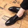 Classic Men Dress Shoes Four Seasons Pointed Men Formal Business Brogue Shoes Luxury Designer Men Wedding Moccasins Shoes 38-46 210619