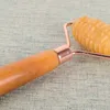 Natursten ansikte Massager Sawtooth Facial Yellow Jade Roller Body Massage Wand Scraping Acupuncture Spa Tool Neck Beauty Health Care