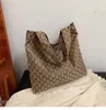 المرأة حقيبة تسوق حمل قماش مصمم حقائب فاخرة مخلب محفظة أنماط جديدة HBP مع إلكتروني الكتف PS091301 4Color اختيار