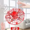 Yeni Sürüm İzle El Kontrol Mini UFO Oyuncak İndüksiyon Drone LED Işık Quadcopter Uçan Oyuncak Top Çocuk Fabrika Toptan 5 Başsız Modlar Uçak Endüktif