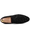 Svart Spikes Märke Mens Loafers Luxury Skor Denim och Metal Sequins Högkvalitativa Casual Men Skor Fashion Party Flats 220221