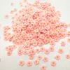 500g / lot 핑크 데이지 꽃 고분자 클레이 DIY 공예에 대 한 다채로운 작은 귀여운 5mm 플라스틱 Klei 진흙 입자 0380