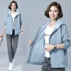 Kvinnors Jackor 2021 Höst Basic Coats Causal Hooded Windbreaker Fommale Zipper Lätt Bomber Outwear Plus Storlek