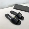 Lyxdesigner Kvinnors sandaler tjocka tofflor Hög klackar Patentläder slät tofflor med skräpväskor