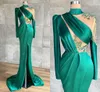 Aso Ebi 2021 Arabski Hunter Green Sexy Suknie wieczorowe Zroszony Wysoki Split Prom Dresses Satin Formal Party Drugi Reception Suknie