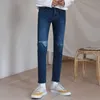IEFB Mäns Mid-Rise Jeans Koreanska Slim Straight Denim Trousers Knee Hole Byxor Människans Fashion Slim Beggars Benbyxor 9Y5858 210524