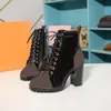 Luxus Damen Designer Stiefel Druck Martin Booties Plattform Arbeit Schnee Dame Braun Knöchel Winter Schuhe 2021 neuer Stil