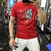 Nya mäns T-shirts Rhinestones Designer Tiger's Head Printing Hip Hop Street Short Sleeve Plus Size Streetwear O-Neck Man Top Clothing Blue Red Black White M-4XL