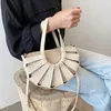 Designer Luxus frauen Tragetaschen Sommer Dame Strand Schulter Umhängetasche Einfache Tasche Weibliche Stroh Halbkreis Handtaschen