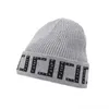 Multicolor Designer Beanie Cap Luxe Crâne Chapeau Tricoté Casquettes Classique Ski Chapeaux Unisexe Hiver Cachemire Casual Mode Extérieure Haute Q1229456