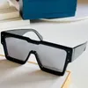 Mens designer SUNGLASSES Z1547 square one-piece lens with four-leaf crystal decoration BLACK and White men classic sun glasses fas258o