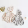Automne bébé filles vêtements amour à manches longues coton combinaison barboteuse à volants mignon infantile jupe tenues avec Cap Po Prop 211011