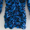Blå Skriv ut Draped Mini Dress Kvinnor Vintage V-Neck Långärmad Elastisk Räckt Kort Kvinna Tillbaka Zip Ladies ES 210519