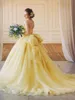 2021 Elegant Gorgeous Yellow Sweetheart Ball Gown Quinceanera Klänningar Lace Applique Evening Prom Kappor Stor båge Knot Formell Sweet 15 Party Dress Robes de Bal