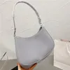 10A Cleo Hobo Bag designer Bag Luxurys handväskor för kvinnor slät läder underarm axelväskor mode svarta totes klassiska plånböcker med låda med låda