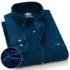 Spring Mens Corduroy Shirt Högkvalitativ långärmad Solid Koreansk Retro Business Formell Casual Button Gul Vanliga Man Kläder 210609