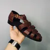 Brown Gladiators ko läder handgjorda mode sommar strand sandaler gentlemen skor