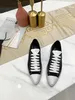 Nuevos zapatos de lona negros con cordones Zapatos casuales de fondo plano puntiagudos atractivos y lindos Diseño de lujo para mujer Forma cóncava Zapato de arena a juego de moda