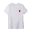 2021 Sommar Tshirt Designer T-shirts Män Tops Love Red Heart Letter Broderi Mens Kvinnor Kläder Kortärmad tröja Kvinnor Tee 0203