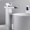 grands robinets de cascade