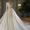 Superbes robes de mariée de sirène arabe de Dubaï avec train détachable Elegant Satin Pearls Formal Church Bridal Robe One épaule Lon1653883